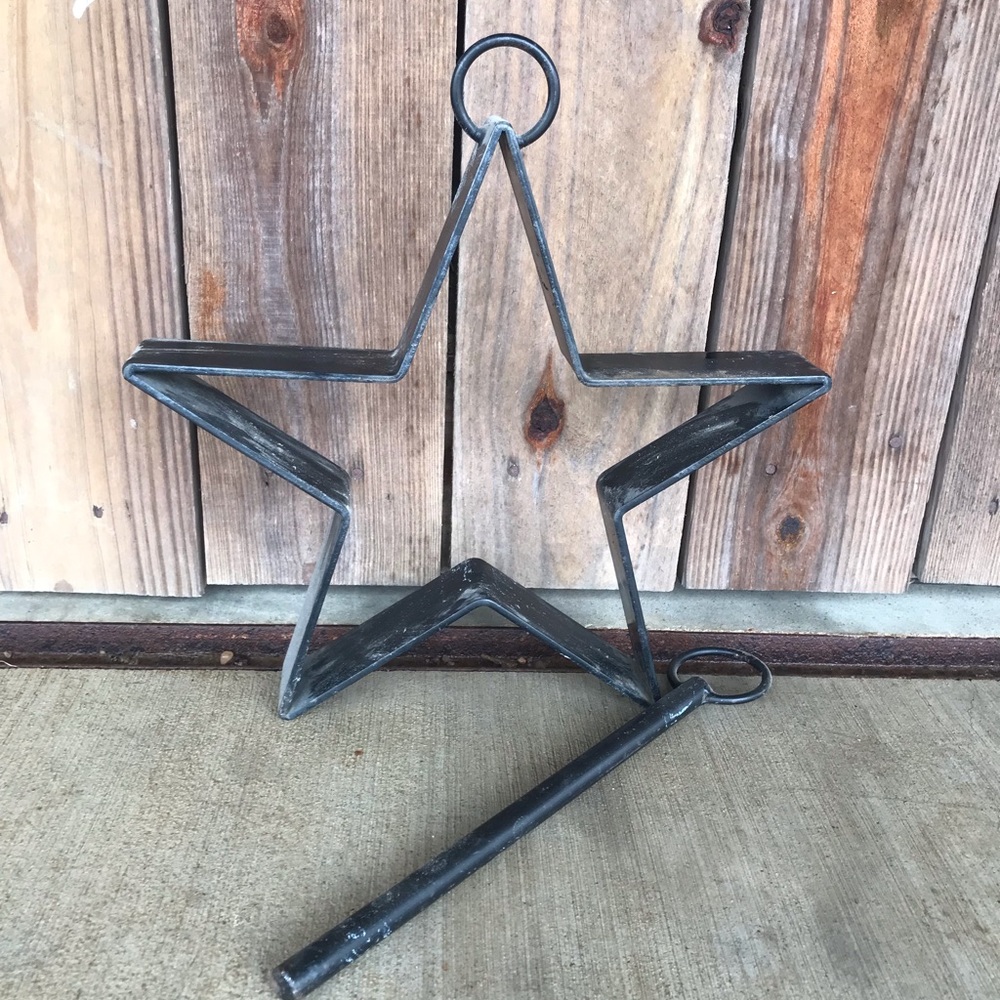 Black heavy RUSTIC METAL STAR DINNER BELL - Picture 4 of 5